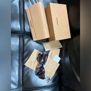 Burberry sunglasses